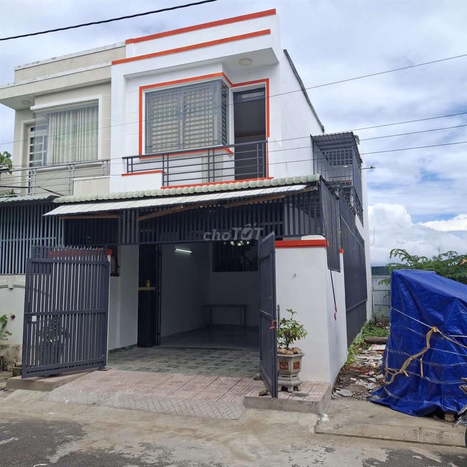 BÁN NHÀ VỊ TRÍ ĐẸP GÍA RẺ