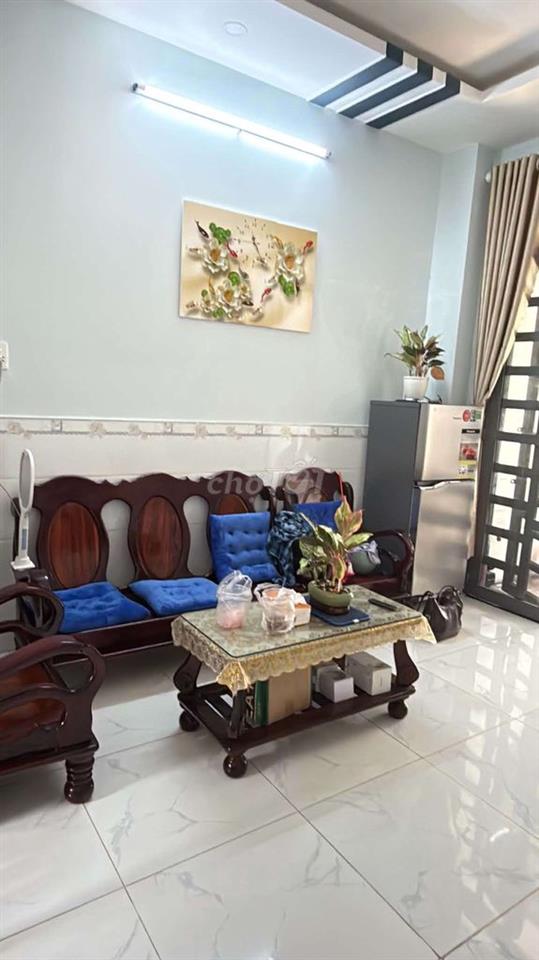 Bán nhà đường tập đoàn 4 . Ngã 3 tân kim , 