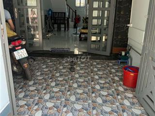 Bán nhà đường tập đoàn 4 . Ngã 3 tân kim , 
