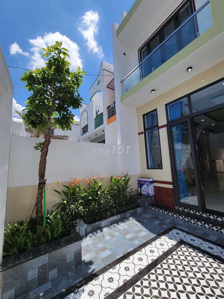 nhà sổ hồng riêng