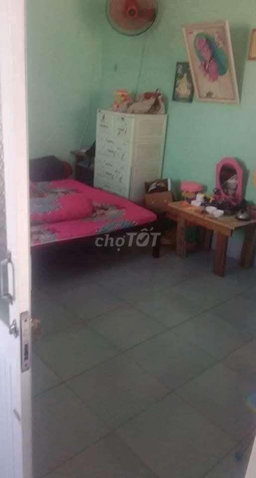 Bán nhà  kế cty vận tải phan khánh