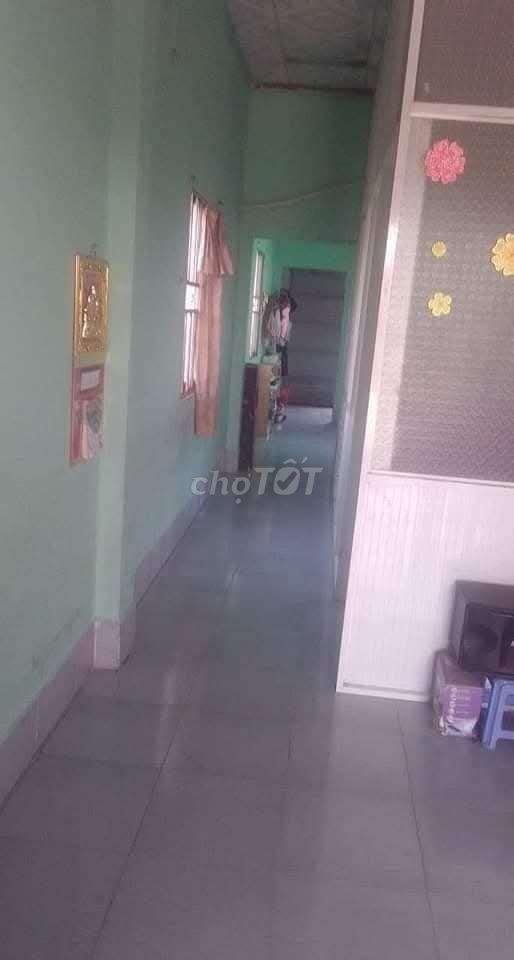 Bán nhà  kế cty vận tải phan khánh