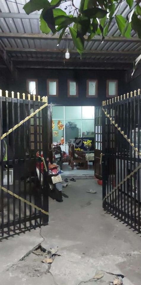 Bán nhà  kế cty vận tải phan khánh