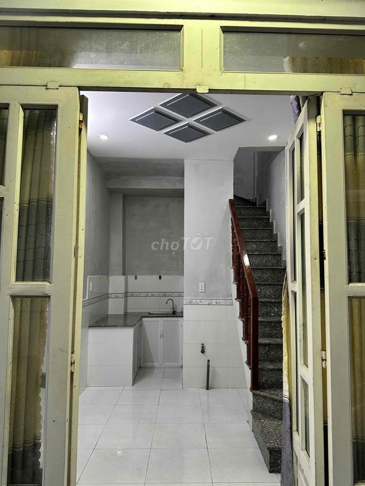 Cho thuê nhà phố liền kề