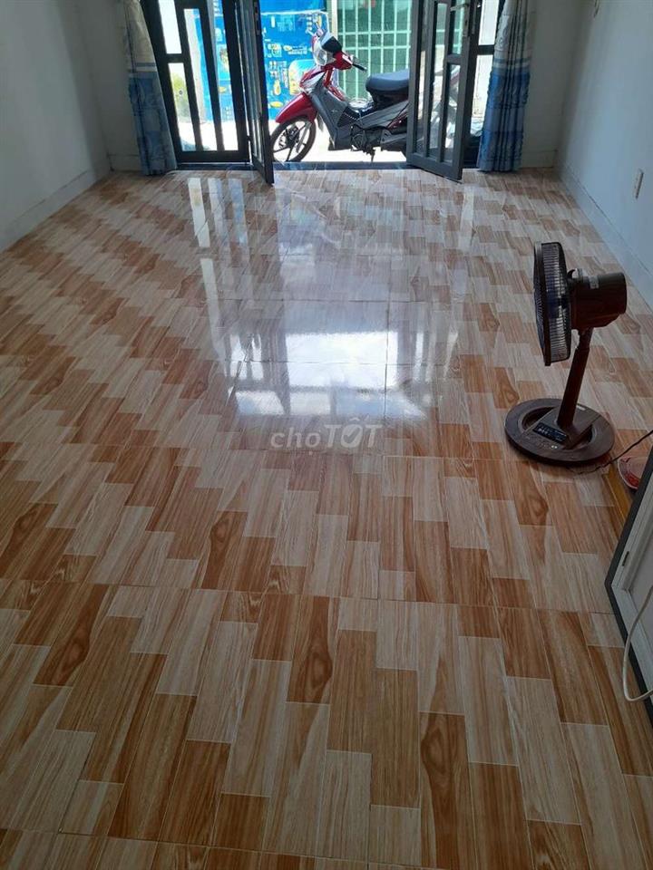 Bán nhà 1 trệt 1 lầu 32m2 Mỹ Hạnh Bắc, Long An