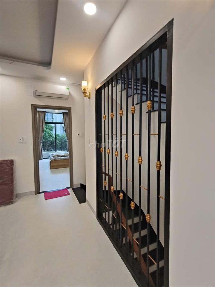 Cho thuê nhà mới 100%