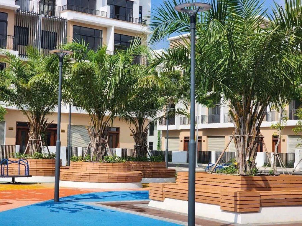 căn nhà phố liền kề 100m2 lk17 ngay gần công viên dự án t&t long hậu