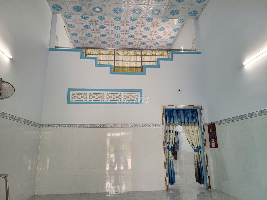 Cho thuê nhà mới xây nguyên căn, nhà ngay mặt tiền lớn