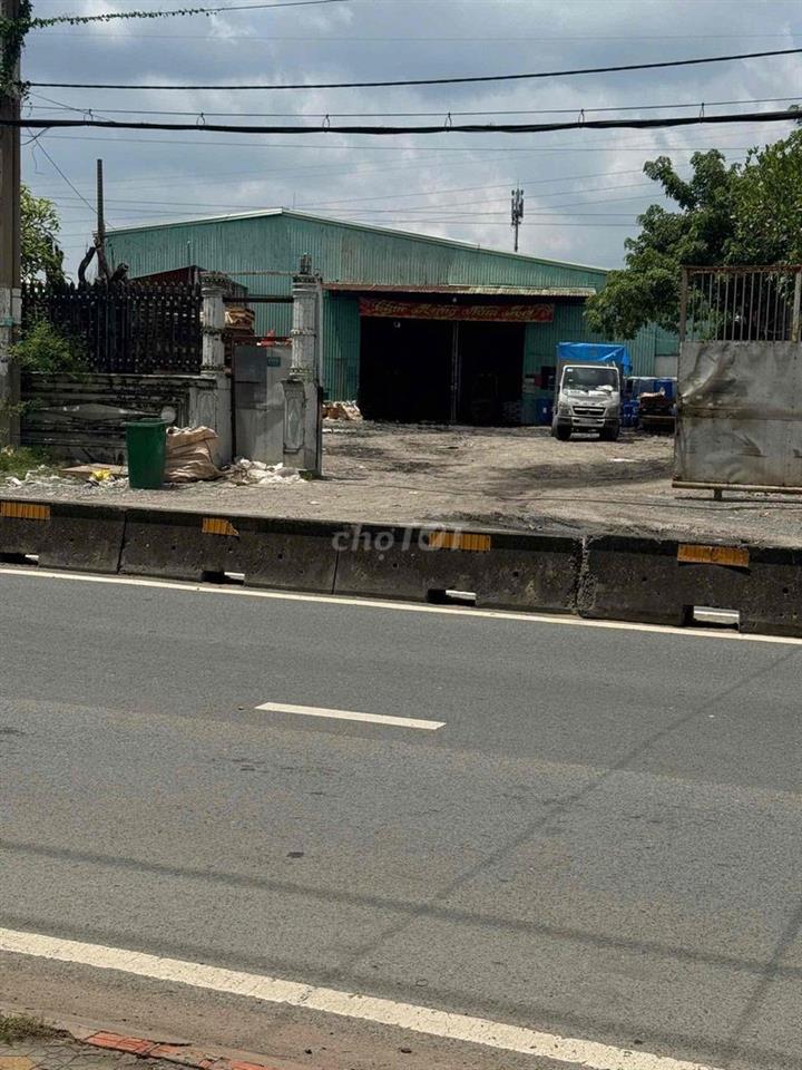 Cho Thuê 2500m2 Kho MT Nguyễn Hữu Trí
