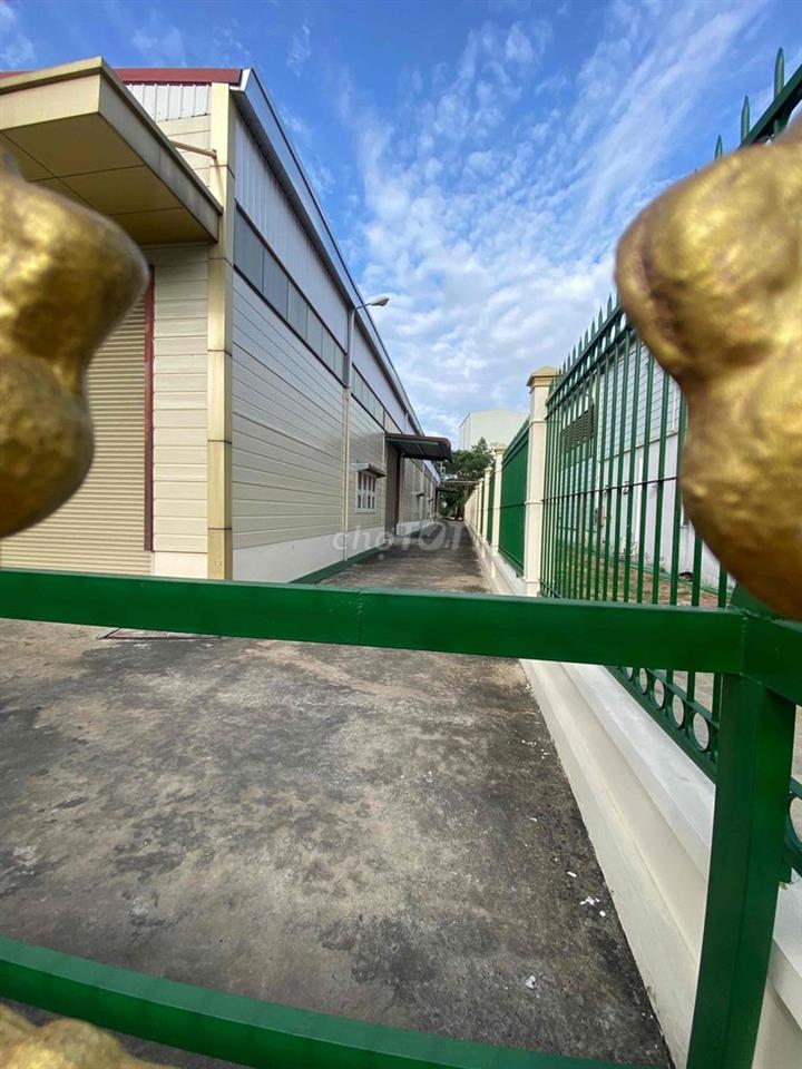 Bán 3000m2 kho xưởng KCN Đức Hoà