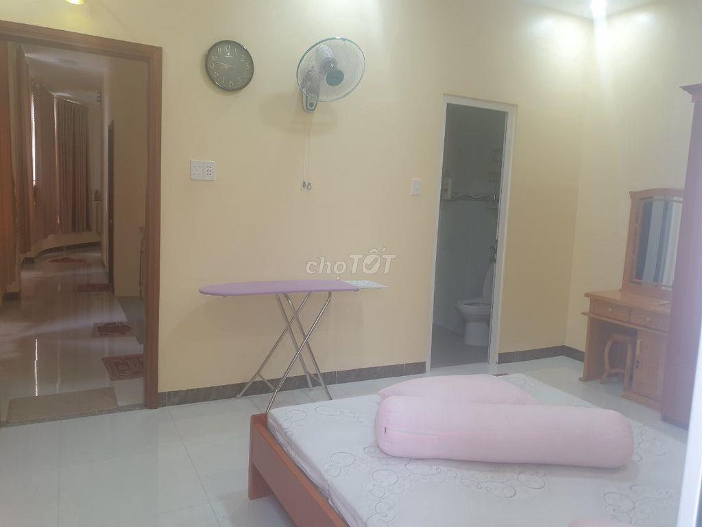 Cho thuê nhà Mặt Tiền chính chủ đường Võ Văn Môn thuộc p4 Long An
