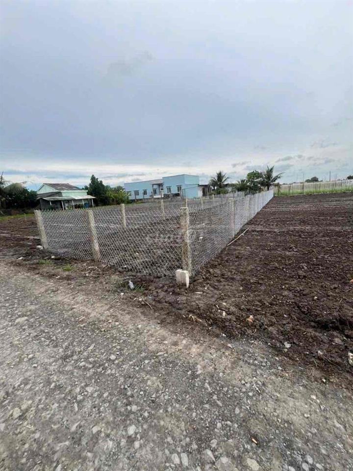 Đất thổ 5x36m xả còn 450tr chốt, Tân Trụ, Long An