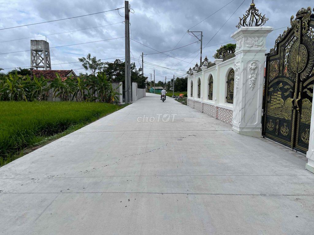 Bán đất 19x47m có 150m2 thổ cư Giá 1.6 tỷ, Long An