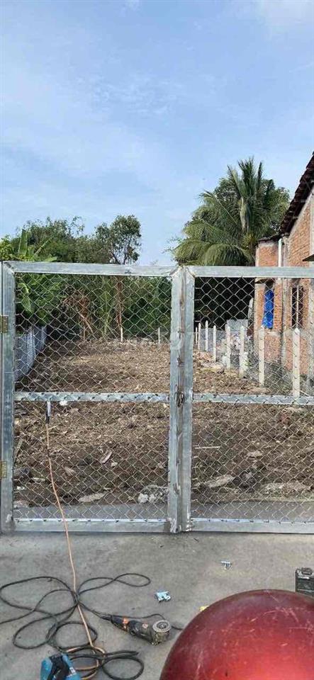 Chủ bán 400m2 có sẵn 300m2 thổ Giá 900tr