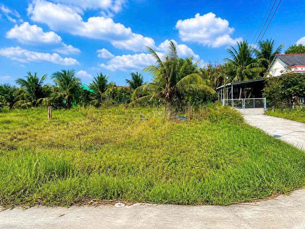 Đất thổ giá rẻ 230tr cho lô đất sổ riêng 70m2 Tân Trụ, Long An