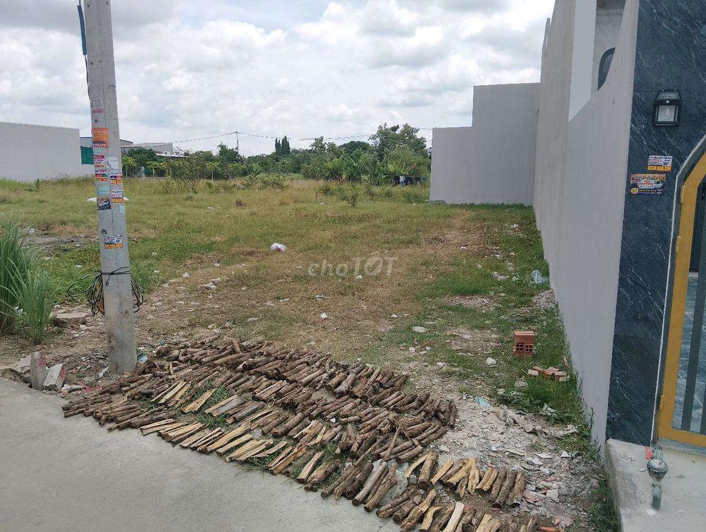 Chủ ngộp bán nhanh, Đất nở hậu ngay DT 835.