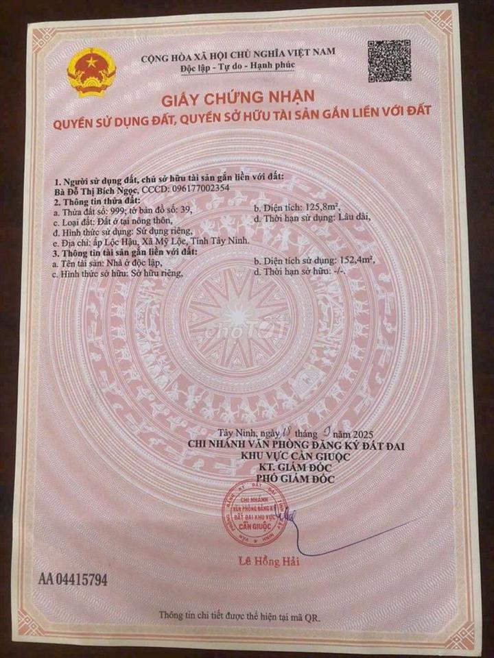 Bán nhà mới xây dựng