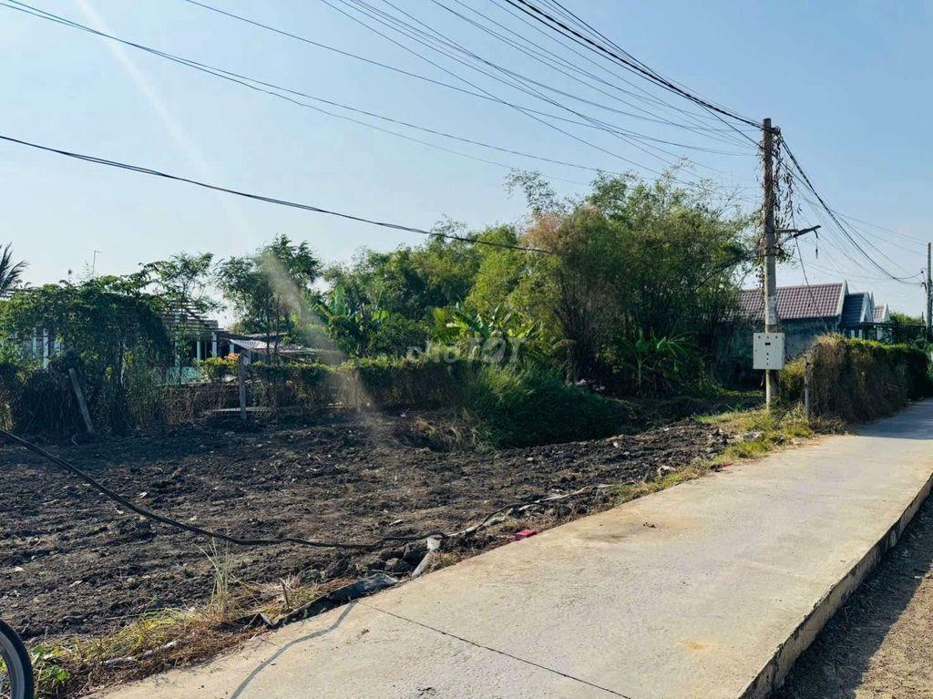 Đất Full Thổ Cư Sổ Hồng Riêng Xây Dựng Tự Do Giá Rẻ Cần Giuộc