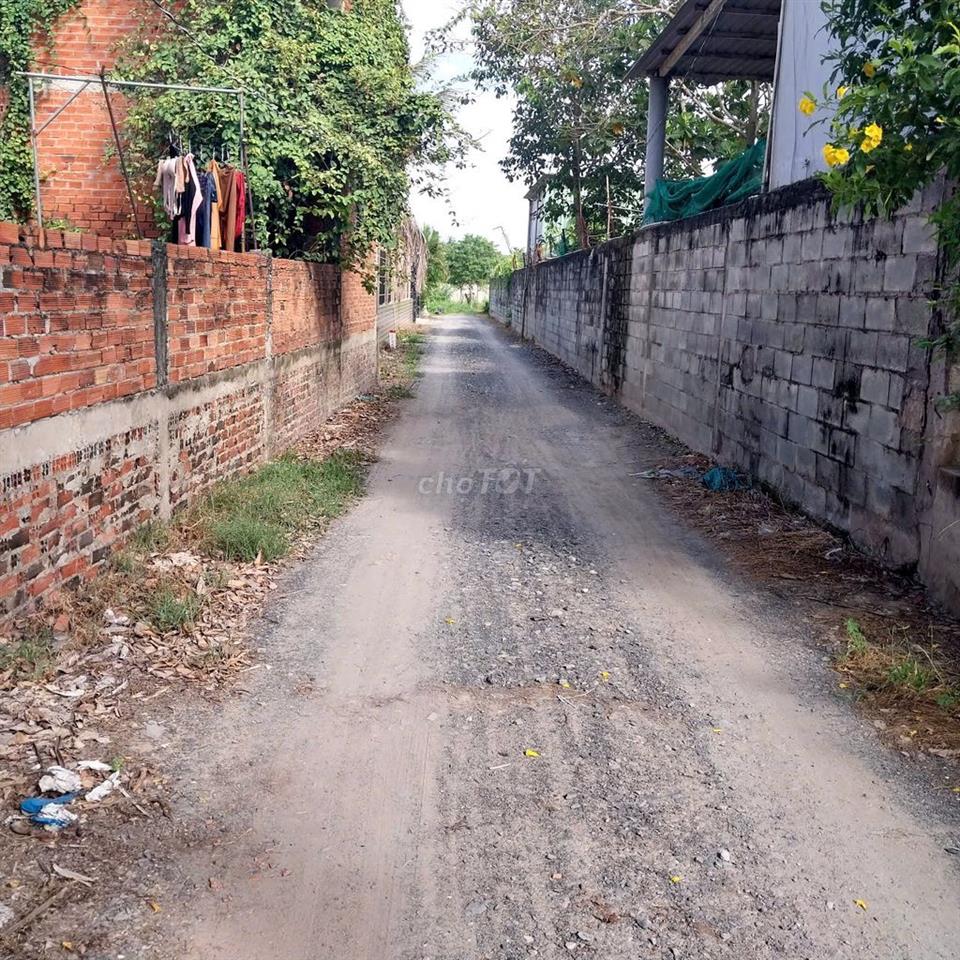 BÁN ĐẤT NỀN HẬU NGHĨA GẦN VINHOMES GREEN CITY – GIÁ 1,3 TỶ/LÔ