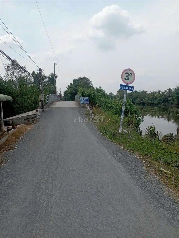 Đất Lương Hoà, Bến Lức, Long An
