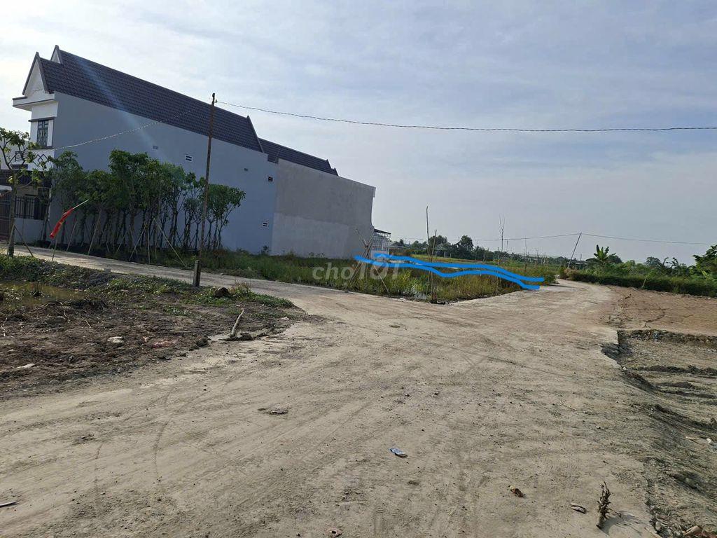 Đất ở Cầu Ông Bình