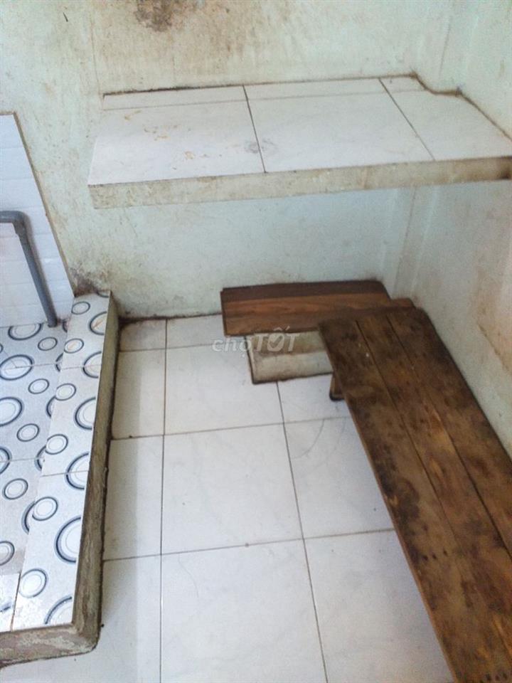 Phòng HL2 giá rẻ,gác,toilet riêng,giờ tự do,gần chợ, ưu tiên nam
