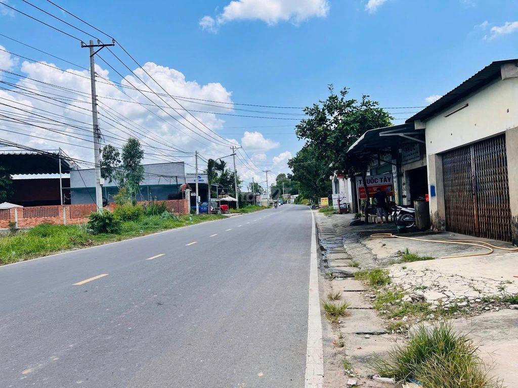 Bán đất mặt tiền Đường Mỹ Hạnh, Long An