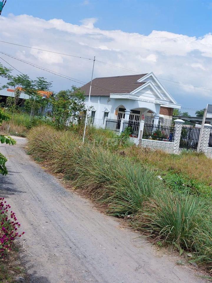 Bán 164m2 thổ cư đường nhựa 6m, 2 lô đất vườn đường đá 4m, Cần Giuộc