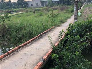 Đất đường bờ chùa- Long an-Phước hậu