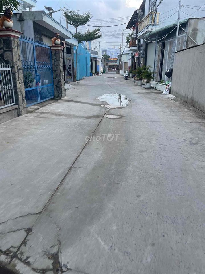 cần bán đất full thổ cư  khu dan cư hiện hữu