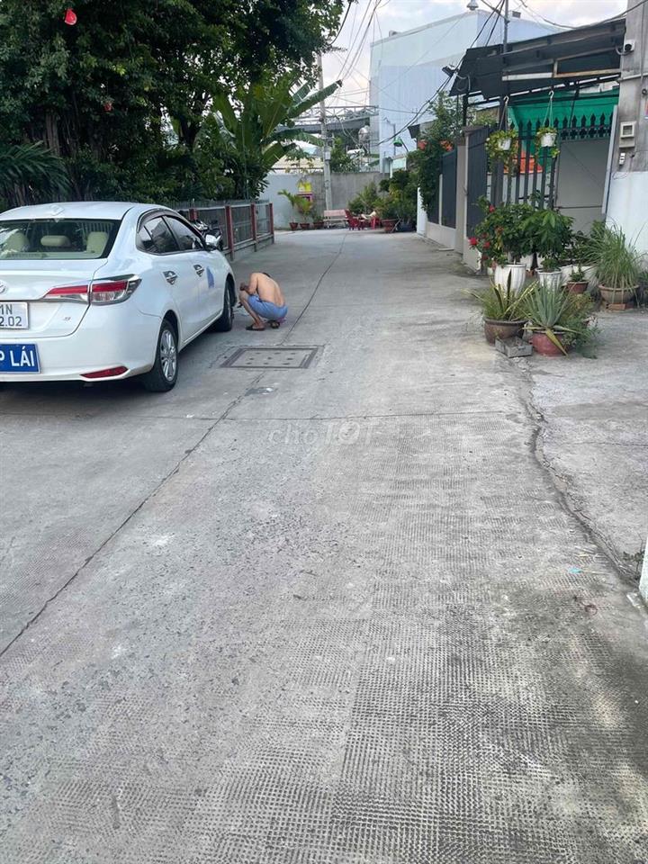 cần bán đất full thổ cư  khu dan cư hiện hữu