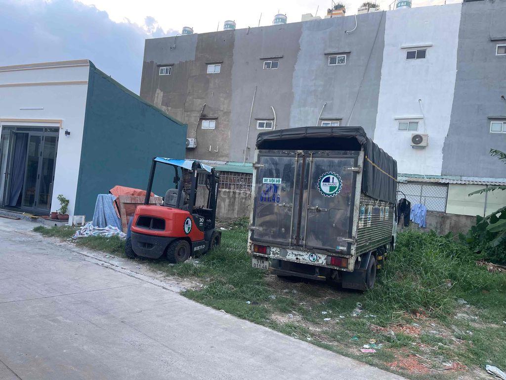 cần bán đất full thổ cư  khu dan cư hiện hữu