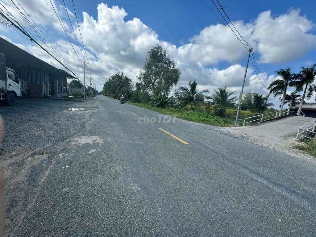 Đất thổ Bến Lức - Thạnh Hoà 5.5mx22.5m 330tr cách 816 400m