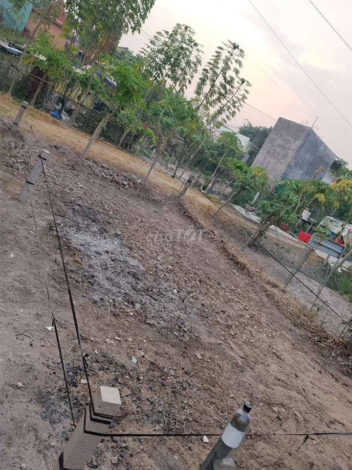 Bán đất 100% thổ cư.long an
