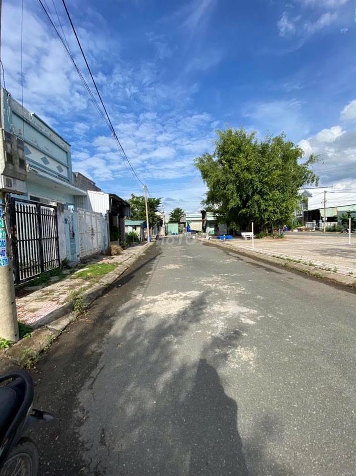 Bán Đất KDC Trần Anh đường nhựa 6m thông, DT: 5 x 17m