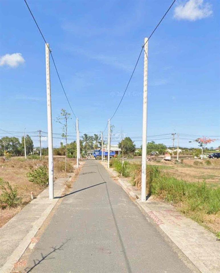 Còn lô đất rẻ Thị Trấn Cần Đước, Long An cũ cách tỉnh lộ 826 50m