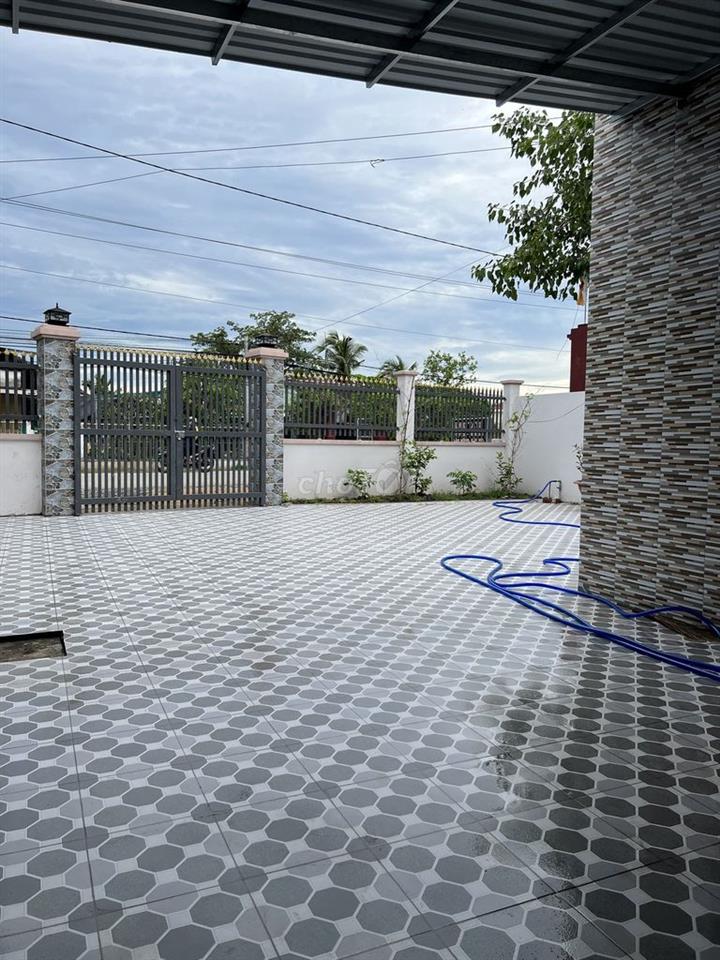BÁN NHÀ Ở CẤP 4 - MẶT TIỀN ĐƯỜNG ĐT. 835B, PHƯỚC LÝ , LONG AN