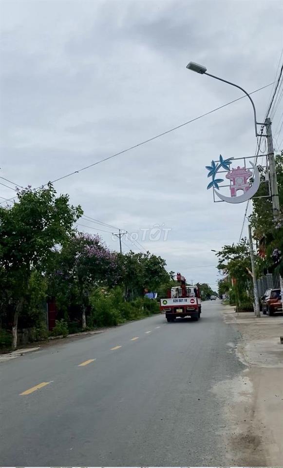 BÁN NHÀ Ở CẤP 4 - MẶT TIỀN ĐƯỜNG ĐT. 835B, PHƯỚC LÝ , LONG AN