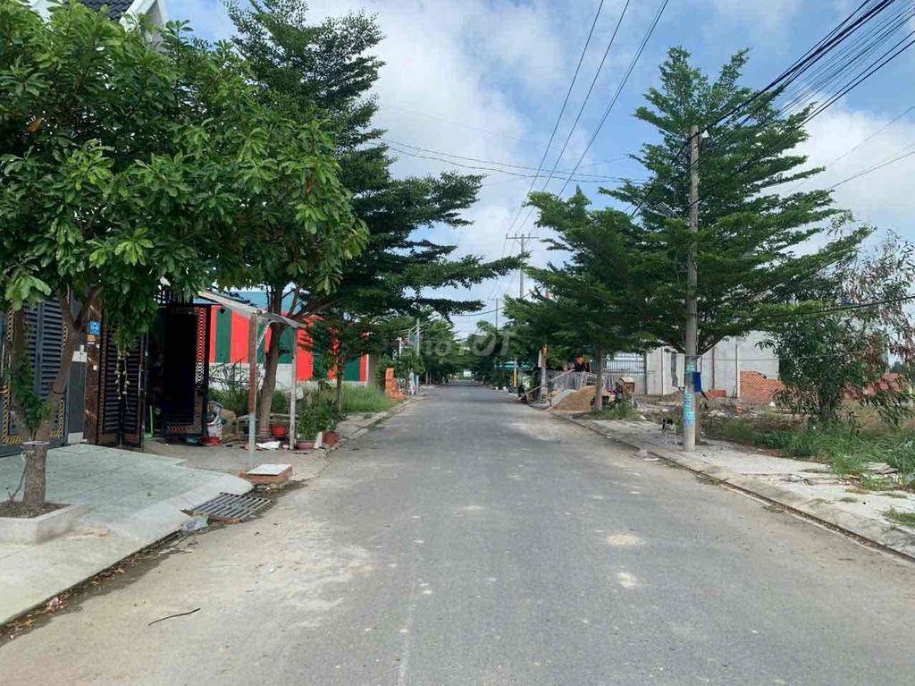 Kẹt Tiền Bán Nền Đất KDC Long Hoà, Ngay Chợ Rạch Kiếng SHR 64M2