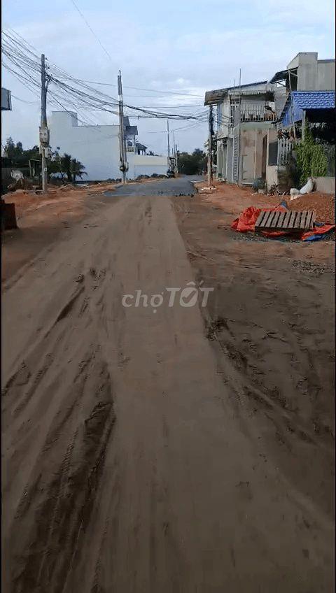 bán đất  xã long thượng gần chợ hưng long
