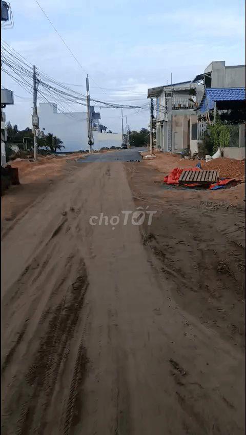 bán đất  xã long thượng gần chợ hưng long
