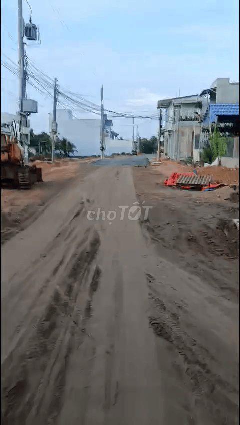 bán đất  xã long thượng gần chợ hưng long