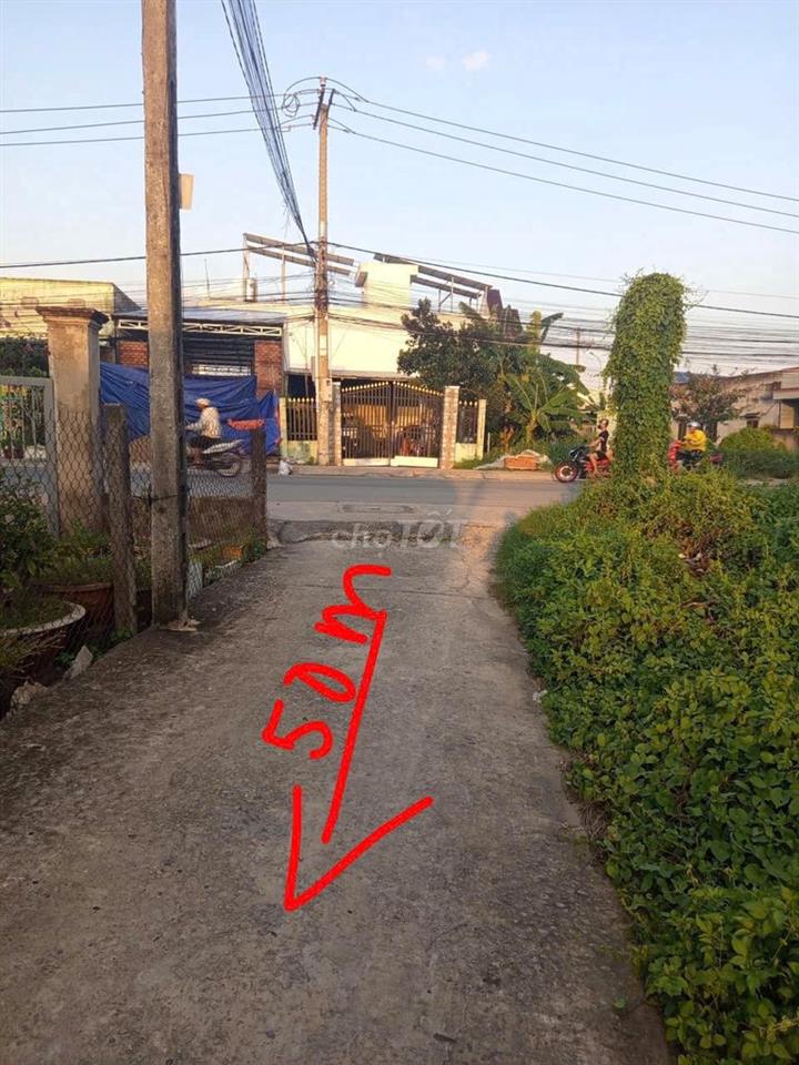 CẦN RA MIẾNG ĐẤT CHÍNH CHỦ