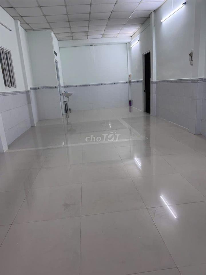 Cho Thuê Nhà Góc 2 Mặt Hẻm Bình Tân 7.5x14m, 1 Trệt, Kinh Doanh Tốt