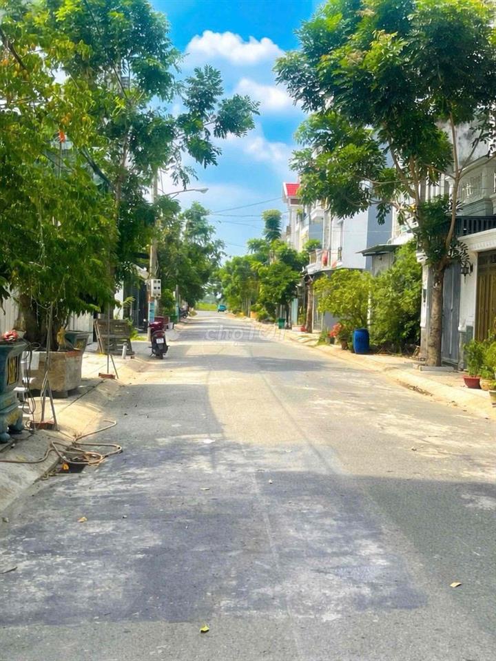 ĐẤT NỀN PHÚ SINH SỔ HỒNG RIÊNG ĐỐI DIỆN 7 Kỳ QUAN