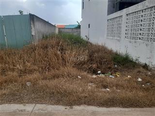 bán đất mặt tiền  ngay trung tâm cần giuộc