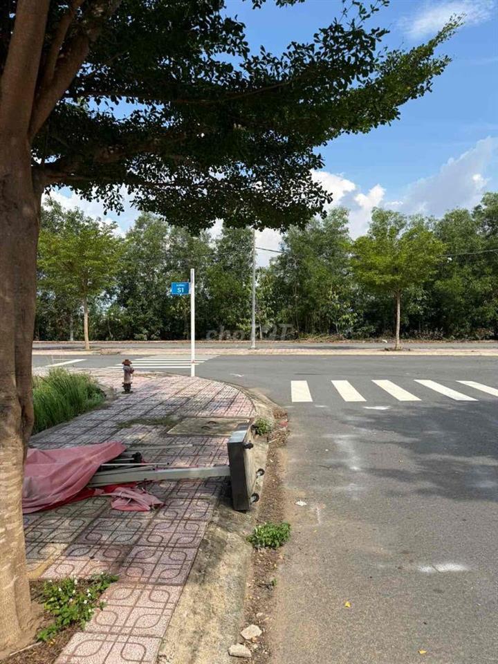 Bán đất thổ cử Bến Lức