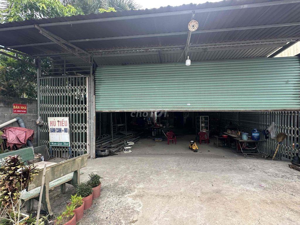 Bán Nhà Xưởng mặt tiền đường ĐT 835