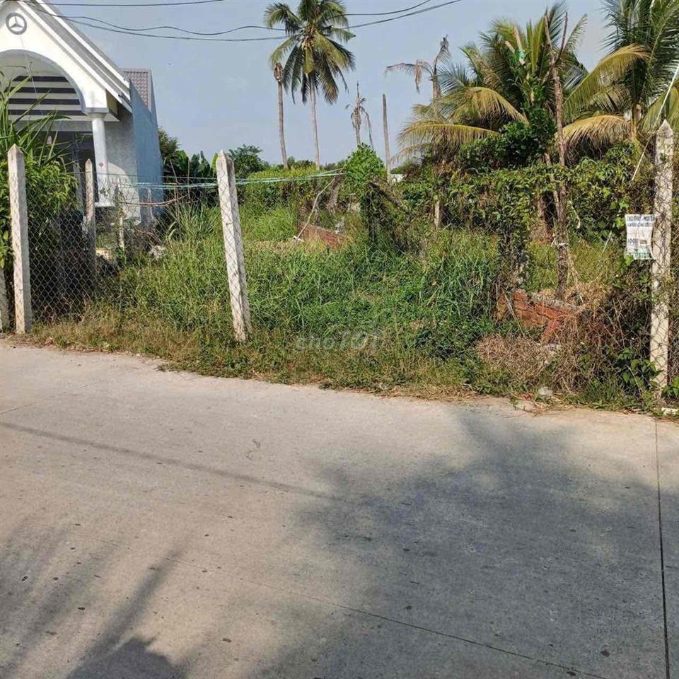 Bán đất Bình Đức – Tây Ninh, gần trường học, UBND, sổ riêng
