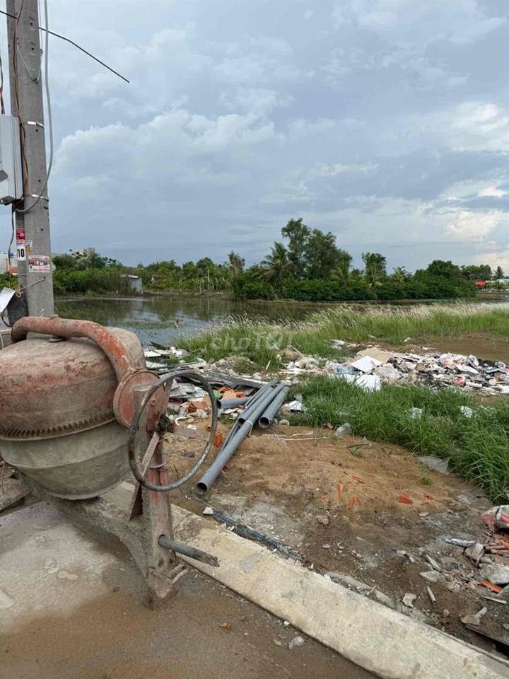 chính chủ cần bán gấp đất Cần Đước